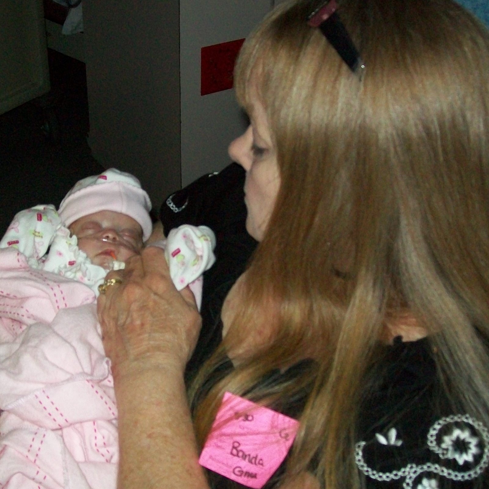 [116.JPG]