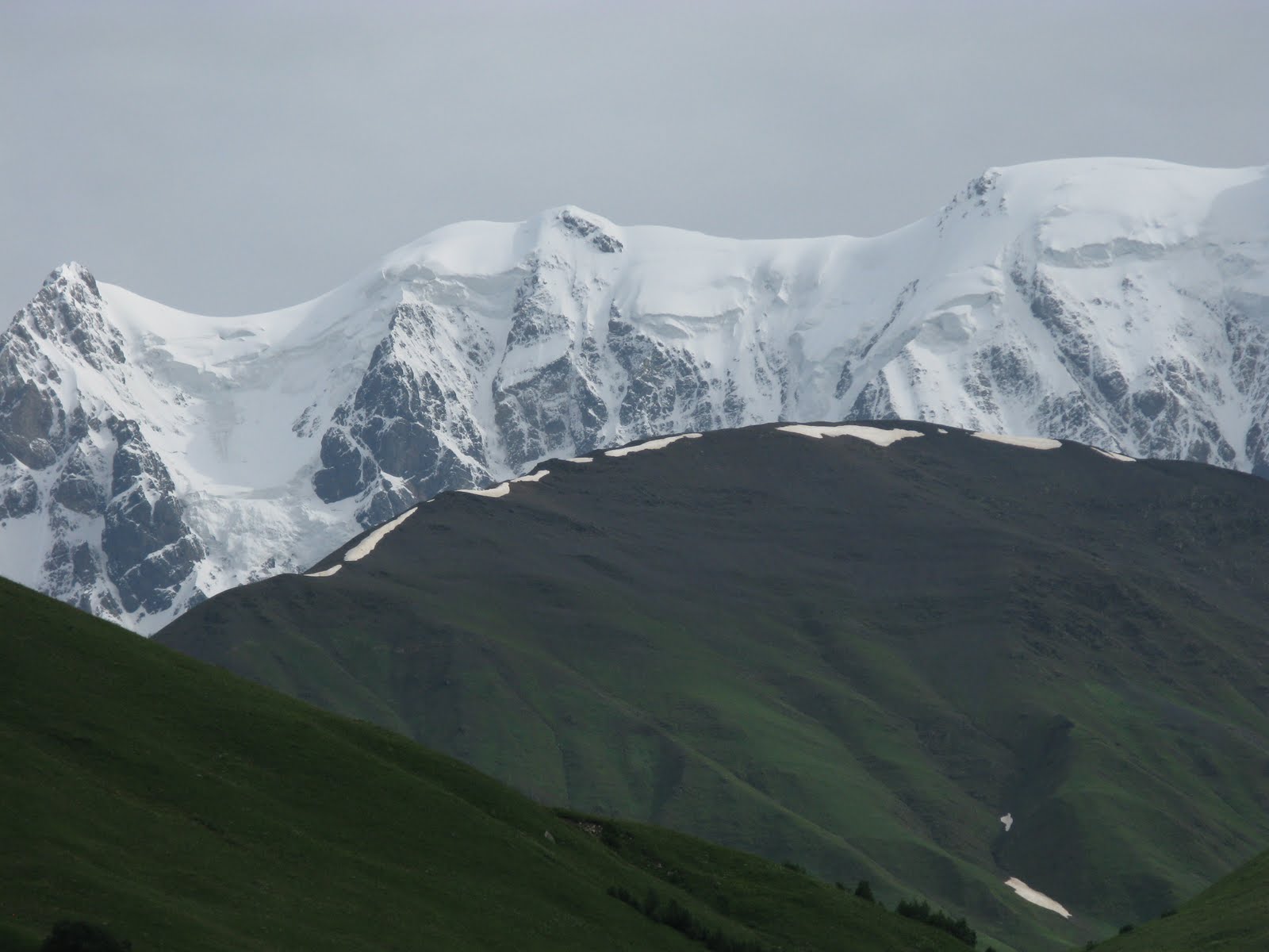[09_07_26_To+Shkhara+Glacier+004.jpg]