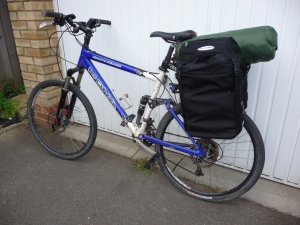 altura arran 16 panniers