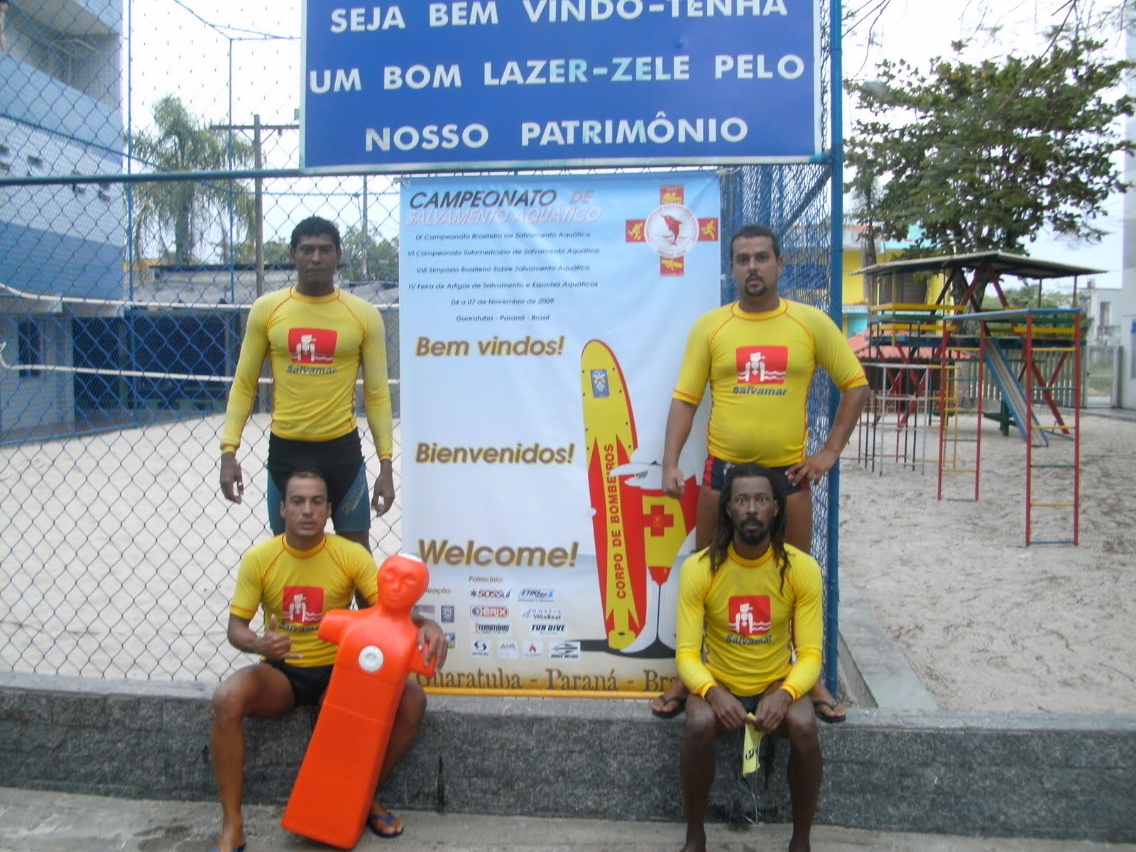 [PICT0392.JPG]