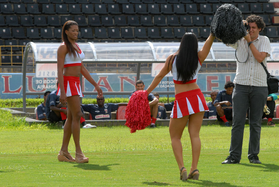 [refael+martinez+foto+weber+sian.jpg]