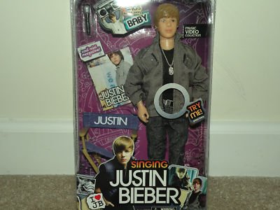 pictures of justin bieber dolls. Justin Bieber DOLL? hmm,