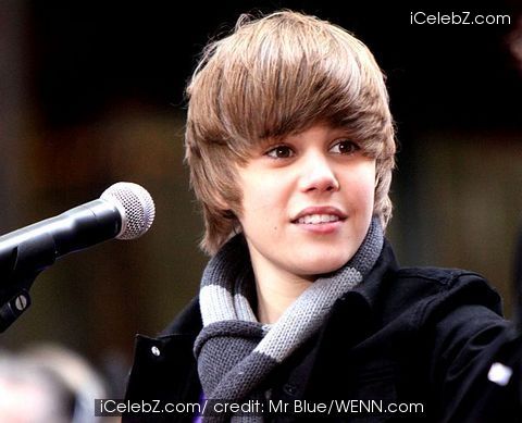 justin bieber funny moments 2011. Justin+ieber+stuck+in+the