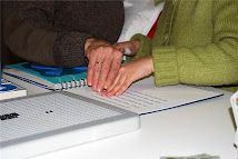 Braille e materiais para deficiencia visual.