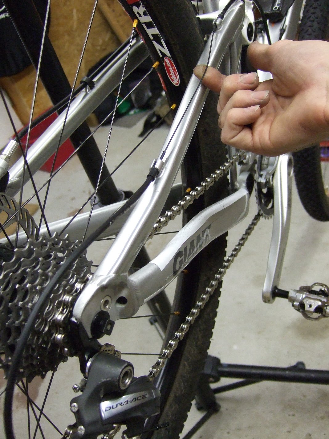 Benno's Blog & More HowTo Adjust rear derailleur limit screws