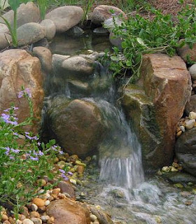 jardines en verano: CASCADAS Y ESTANQUES PARA NUESTRO JARDIN
