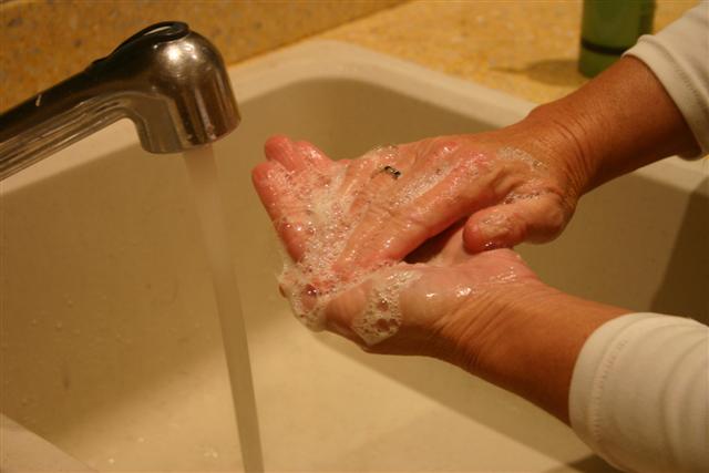 [washhands.jpg]