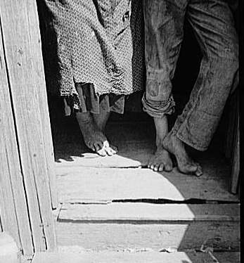 [poverty1.jpg]