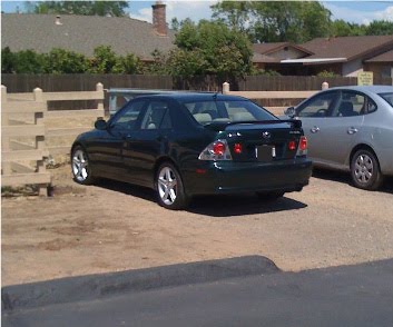 [Lexus+found+no+plate.jpg]