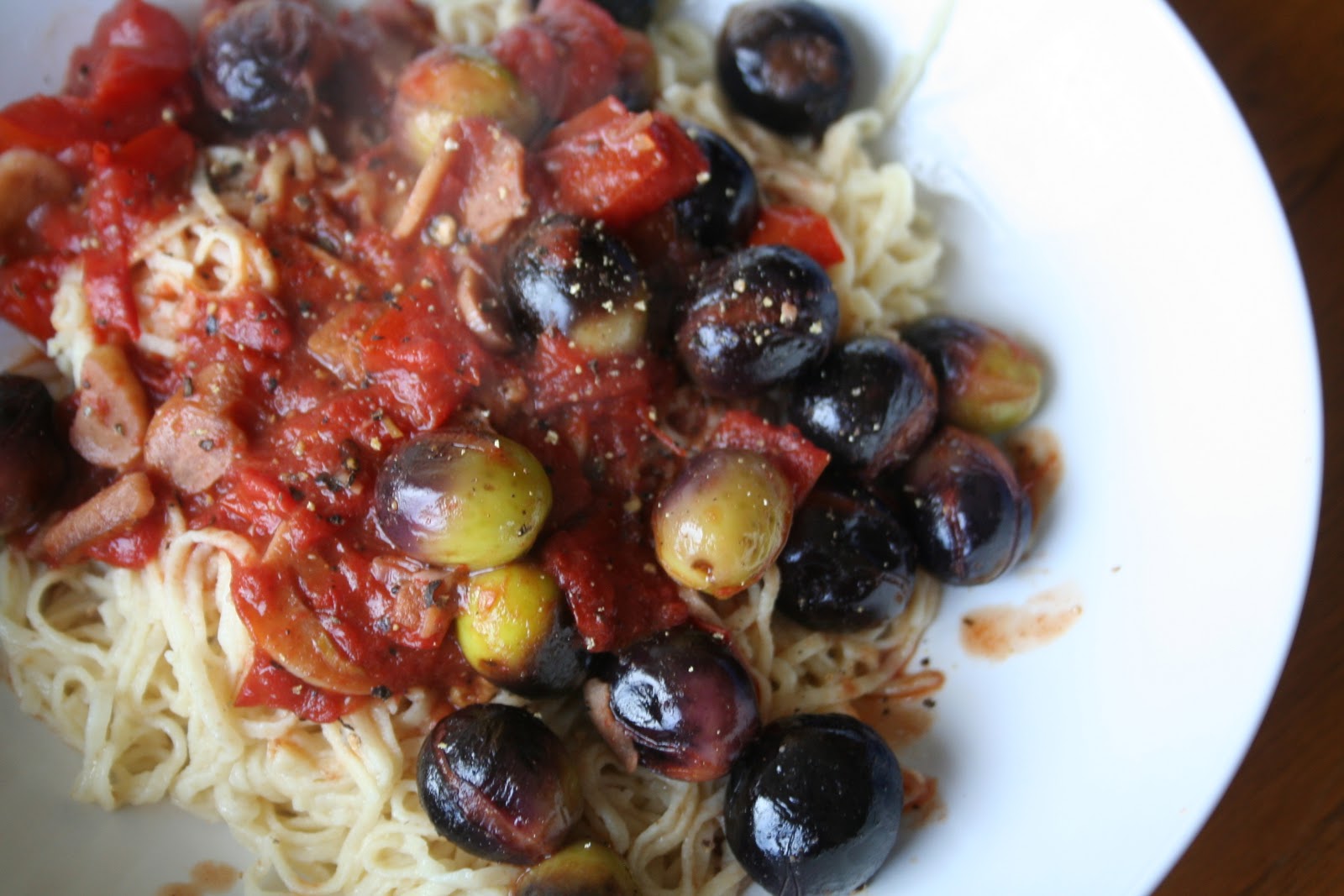 The Freerange Chick Sweet black olives and pasta