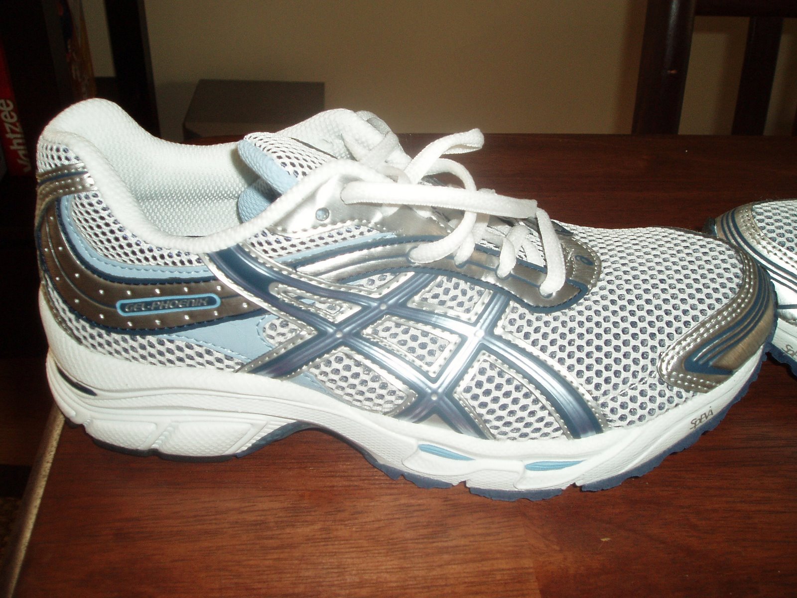 [shoes2.JPG]