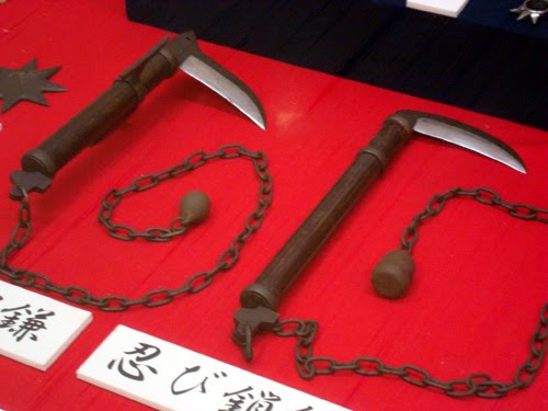 [ninja-weapon-1.jpg]