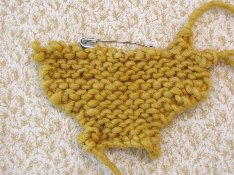 Maple Leaf Knitting Pattern - Natural Suburbia