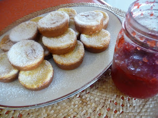 Undercover Caterer :: Nana's Baked Cheese Blintzes