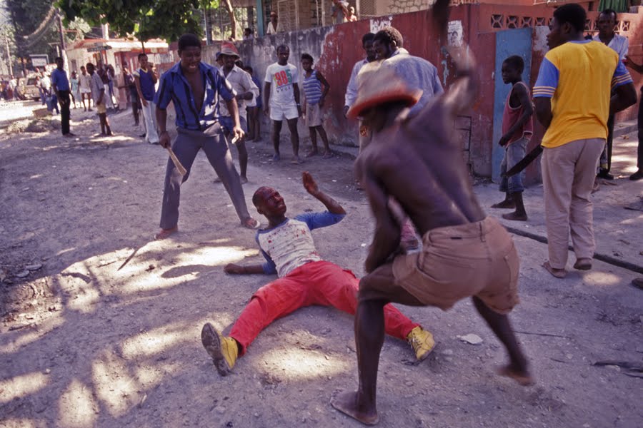 [StevenBollman5516435528.jpg]