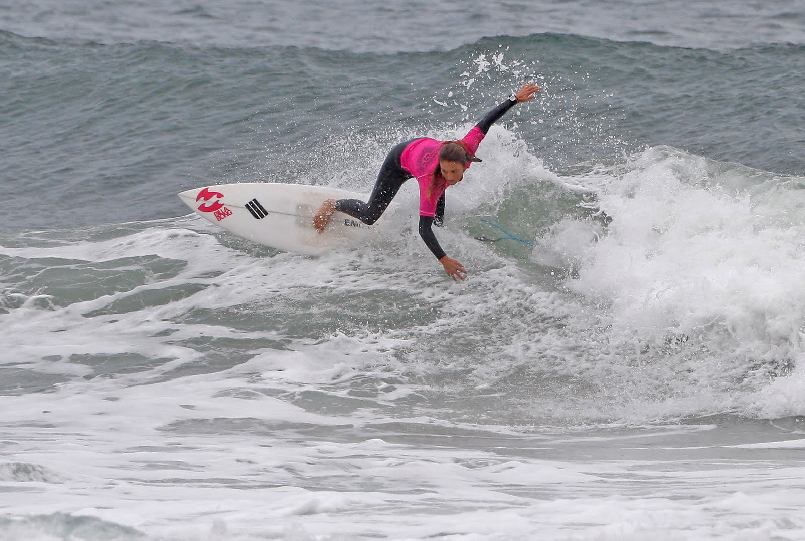 Girls Surfing Photos