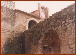 Castello Puoti   o Castrum Poti a Castelpoto