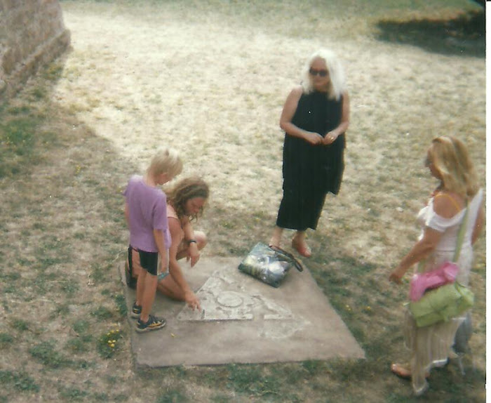 Princess Yasmin   von Hohenstaufen,Princess  Rosemarie Macedonio Veruli Saxe Coburgo Gotha