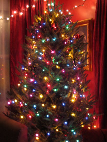 [ChristmasTree.jpg]