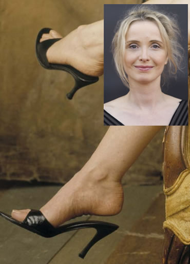 Hollywood Star Feet: Julie Delpy Feet.