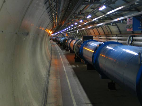 LHC, El Acelerador de partículas ( El Documental ) - Inzitan blog