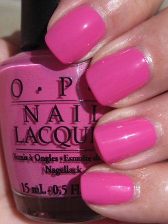 opifingernailpolish-shorts-story.jpg