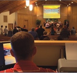 BUENAS NUEVAS Iglesia Gracia Ministerios: PROGRAMA PARA PROYECTAR CANTOS EN LAS  IGLESIAS