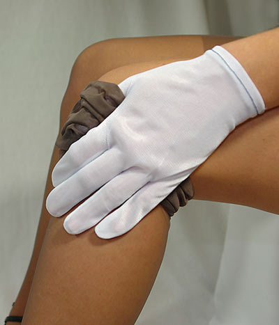 [hosiery+gloves.jpg]