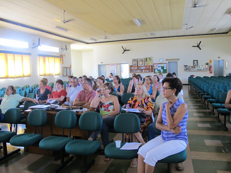 OS PARTICIPANTES DO SEMINÁRIO