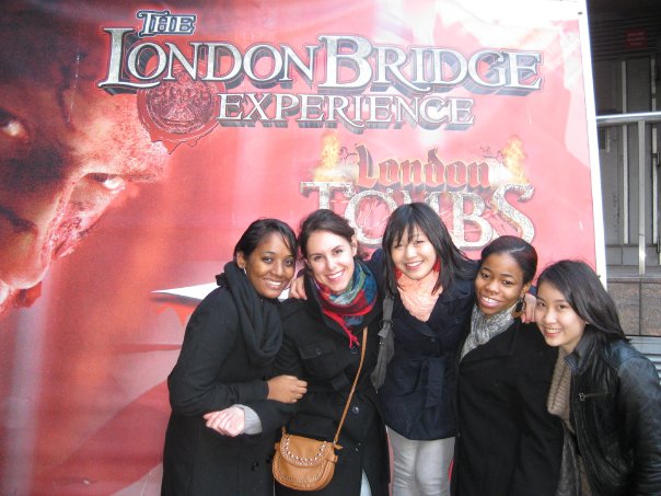 [london+bridg+experience+2.jpg]