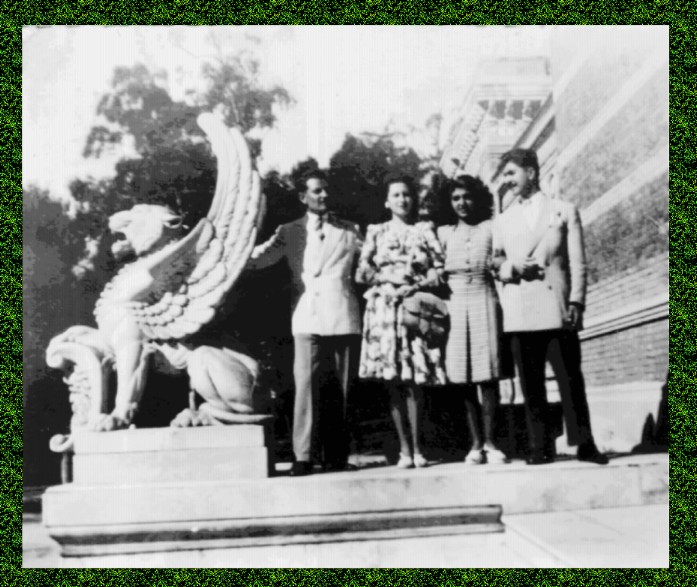 Paco y Julia Trujillo Marin con sus amigoa, Manuel Martin Lobo y su hermana