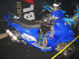 yamaha mio sporty 2009 model bandung  motorcycles design