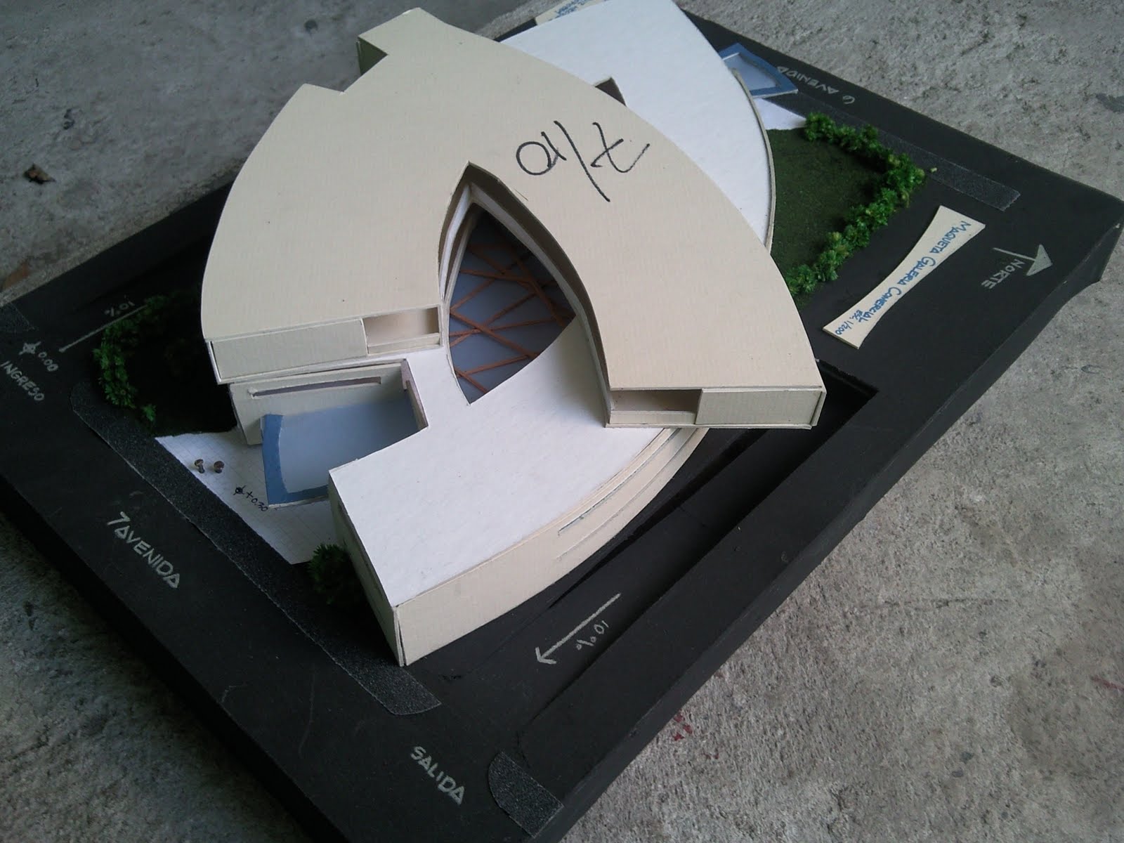 CONSTRUIZ: DISEÑO ARQUITECTONICO 4