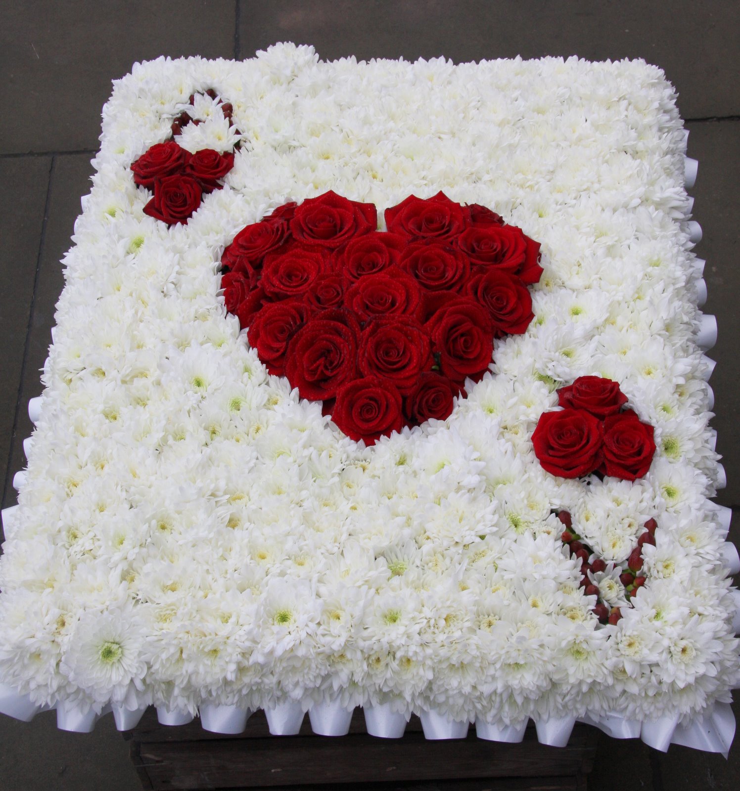 Kathleens Florist, Blackpool Ace of Hearts Funeral Tribute