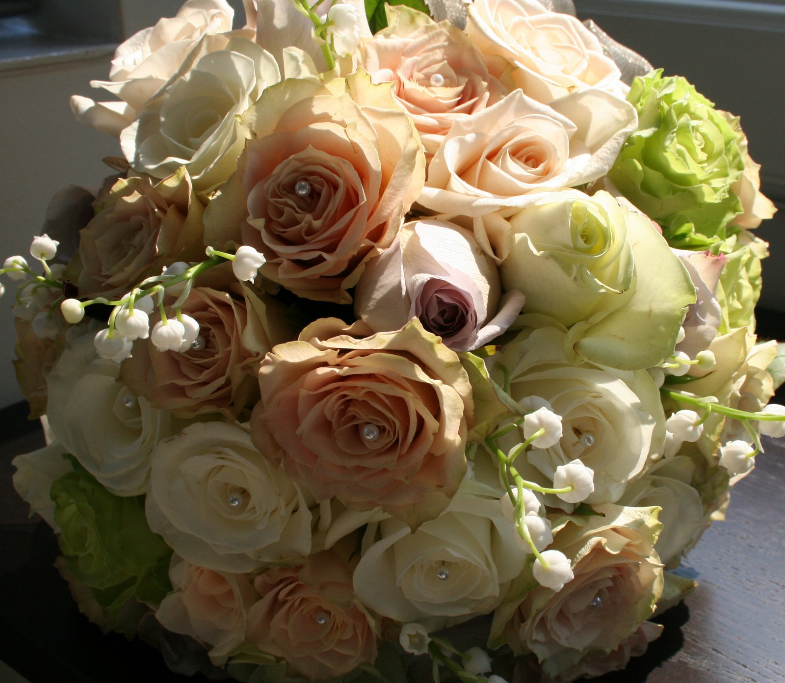 Bicoastal Bride Floral Design Inspiration Capturing Romance & Simple Elegance