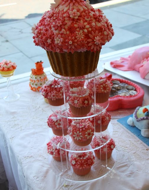 A Special Delivery to "For Heaven's Cakes"...