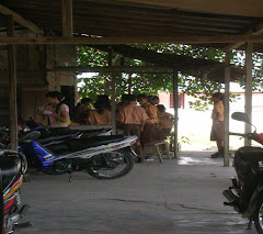 Suasana Kantin SMP GKE SIDAS