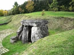 DOLMEN DE AIZKOMENDI
