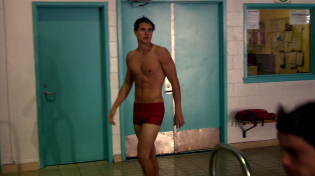 ROBBIE AMELL.
