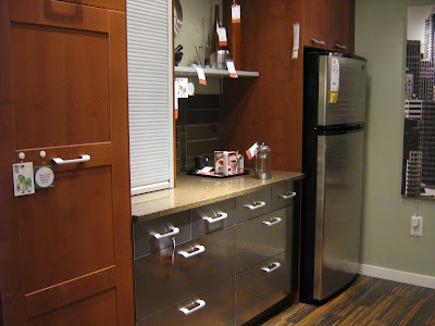 Ikea Cabinets on Pictures Of Ikea Kitchens  Ikea Kitchen Cabinets  Stainless Steel Warm