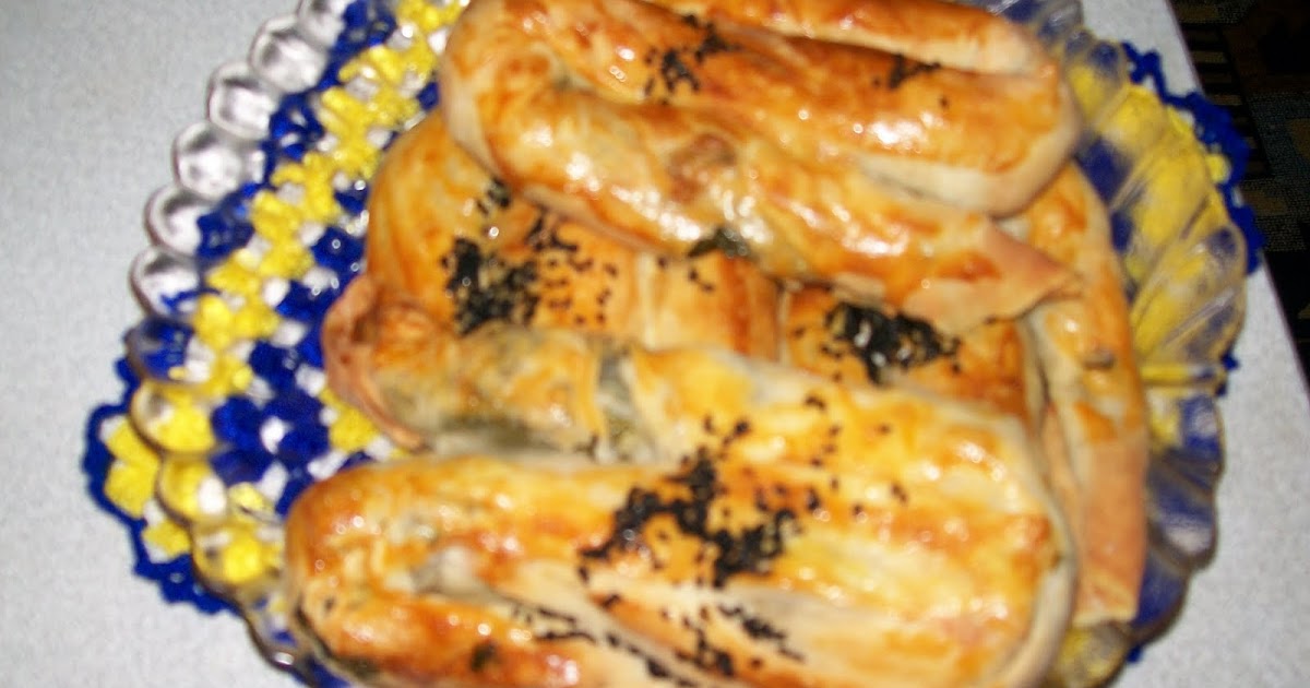 KARADENİZSOFRASİ MAYALI HAMURDAN ISPANAKLI BÖREK