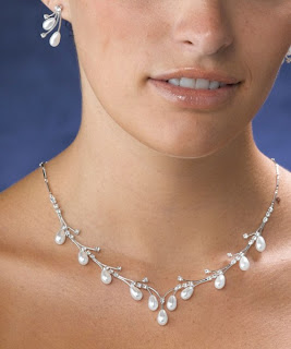 Tips For Your Wedding Jewelry Choice