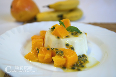 意式芒果奶凍 Pandan Panna Cotta with Mango and Passionfruit