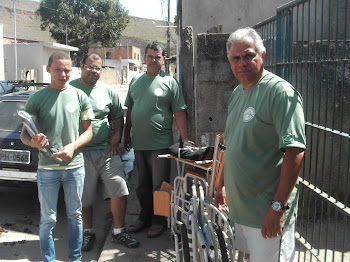 EQUIPE DA AA.P.N.E. MAIS UMA AÇAO SOCIAL 04/09/2010