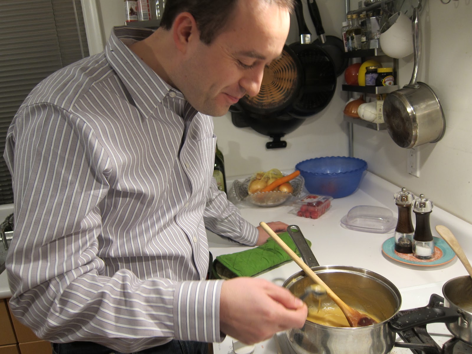 The Don Valley Movie Club Hot Dog Gravy? Yes! Hot dog GRAVY!