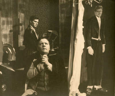 [Dorian_Gray_2.jpg]