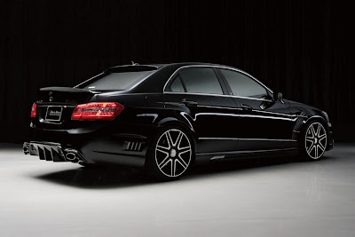 Wald Mercedes E Black Bison
