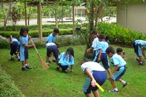 Naskah Pidato Tentang Kebersihan Lingkungan Sekolah Sd