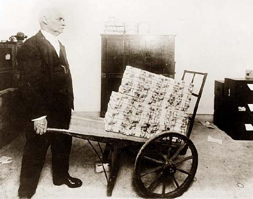 [quantitative-easing.png]