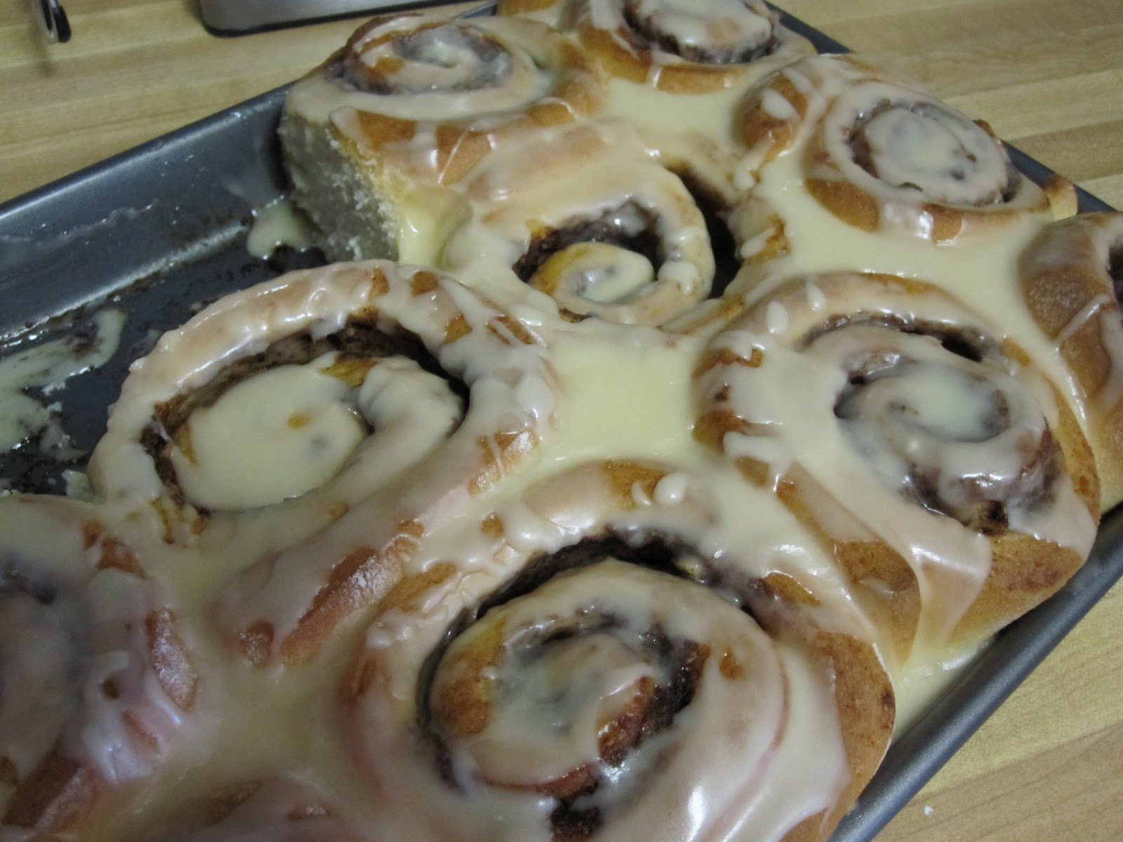 The Lazy Wife's Guide Cinnamon Rolls